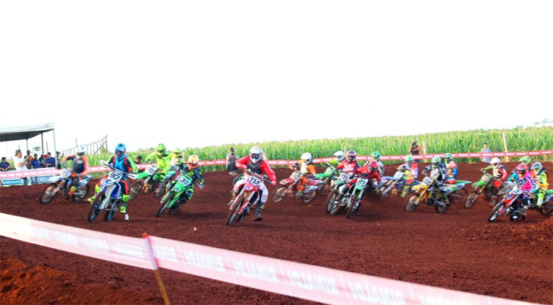 99972698_ResultadosBrasileirodeMotocross2017LargadaMX3